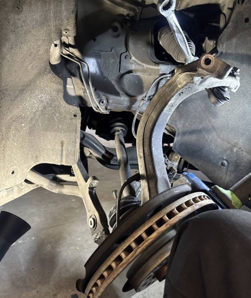 Front control arm and tie rod inspection