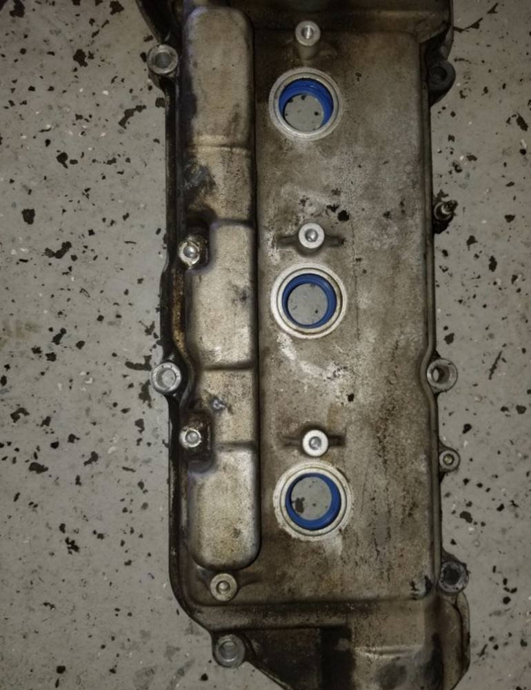 Valve cover cleaned and ready for new gaskets